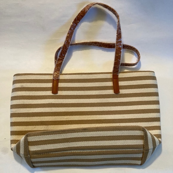 WB White & Tan Striped Tote - Picture 2 of 4